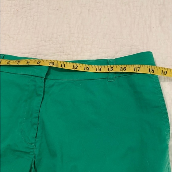 J. Crew Chino Shorts Green. Size 12 6” - Picture 7 of 7